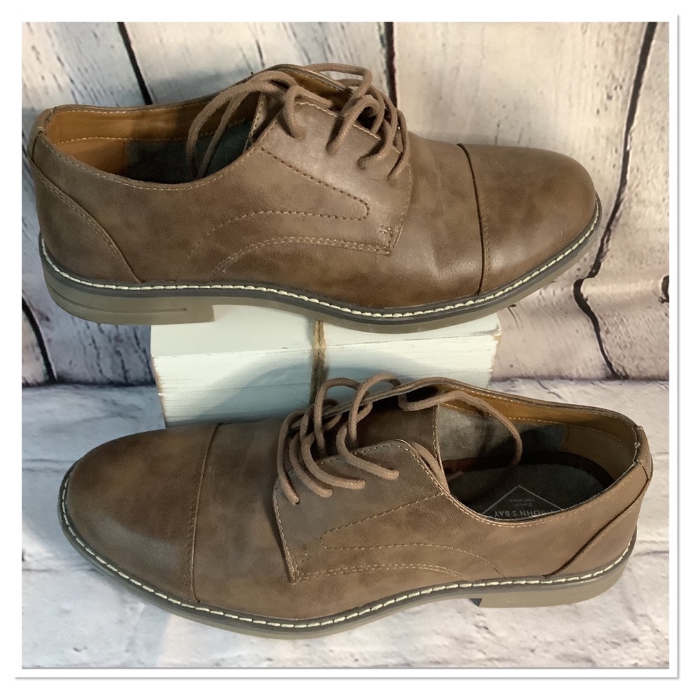 🐘 St. John’s Bay Memory Foam Shoes - Picture 1 of 3